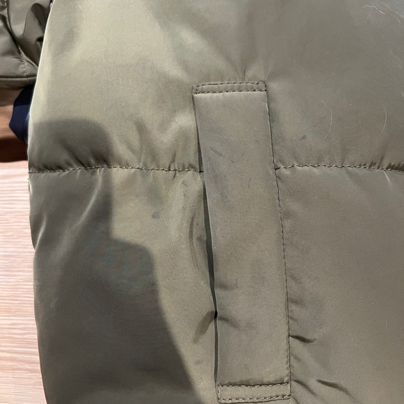 H&M Olive Green Puffer Jacket - Picture 2 of 2